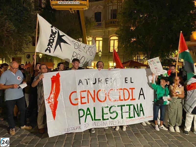 Multitud de personas se congregan en Palma clamando por la libertad de Palestina
