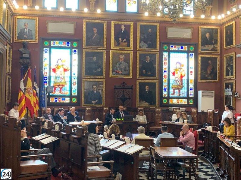 Cort reestructura la normativa del Ayuntamiento y omite menciones relacionadas con la comunidad Lgtbi, la identidad catalana y el enfoque de género.