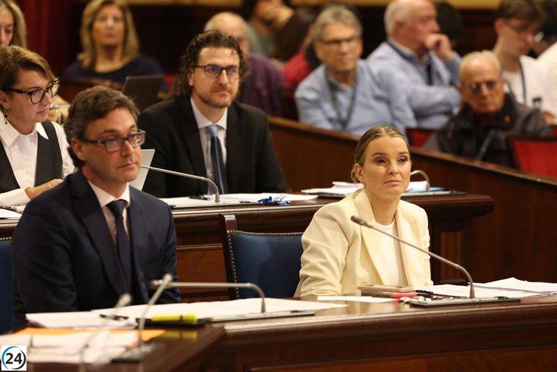 El Parlament de Baleares elimina el sobrepago de 18.000 euros anuales a altos funcionarios no residentes