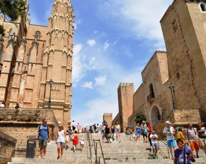 Un palacio de estilo oriental en el centro de Palma