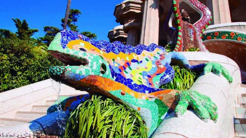 El sorprendente parque Güell de Eivissa