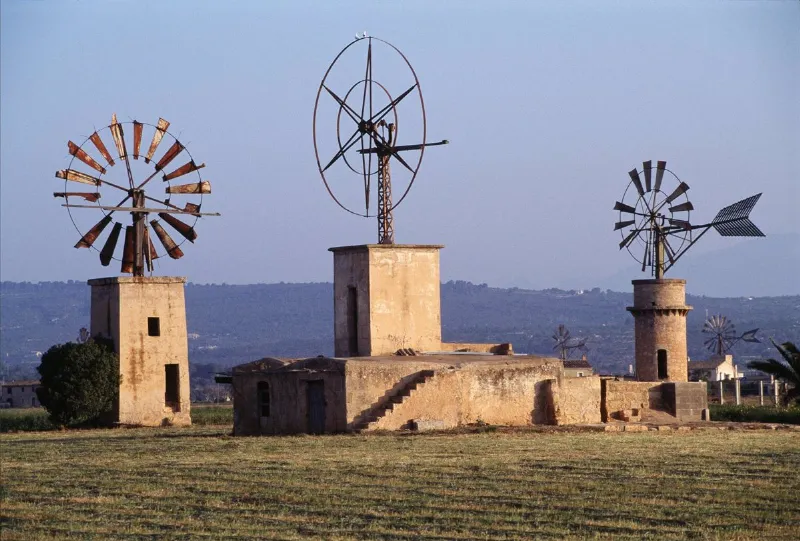 Los extraordinarios molinos de Mallorca