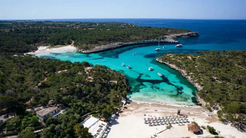 Las calas más impresionantes del Parque Natural de Mondragó