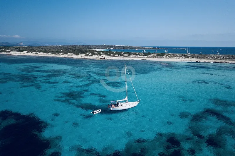 Vela por la costa de Formentera